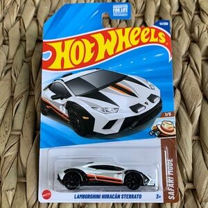 Lamborghini Huracán Sterrato Lambo Hot Wheels Car Hotwheels New 2025 Safari Mode